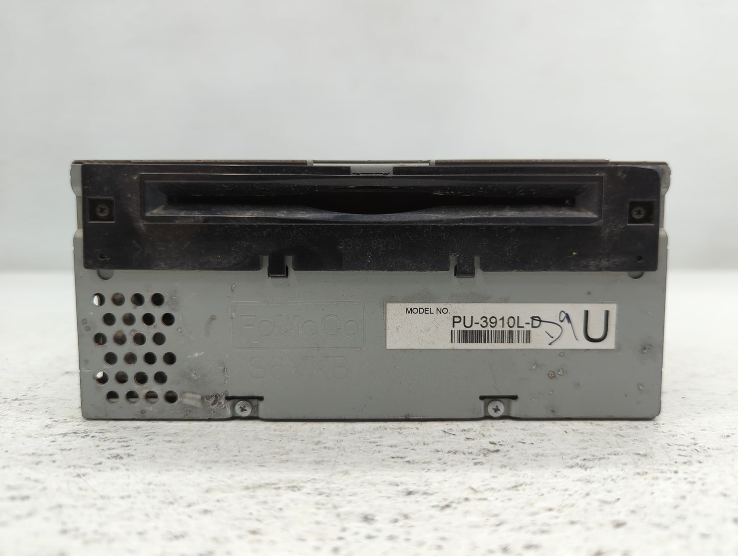 2015 Ford Explorer Radio AM FM Cd Player Receiver Replacement P/N:EB5T-19C107-HB Fits OEM Used Auto Parts - Oemusedautoparts