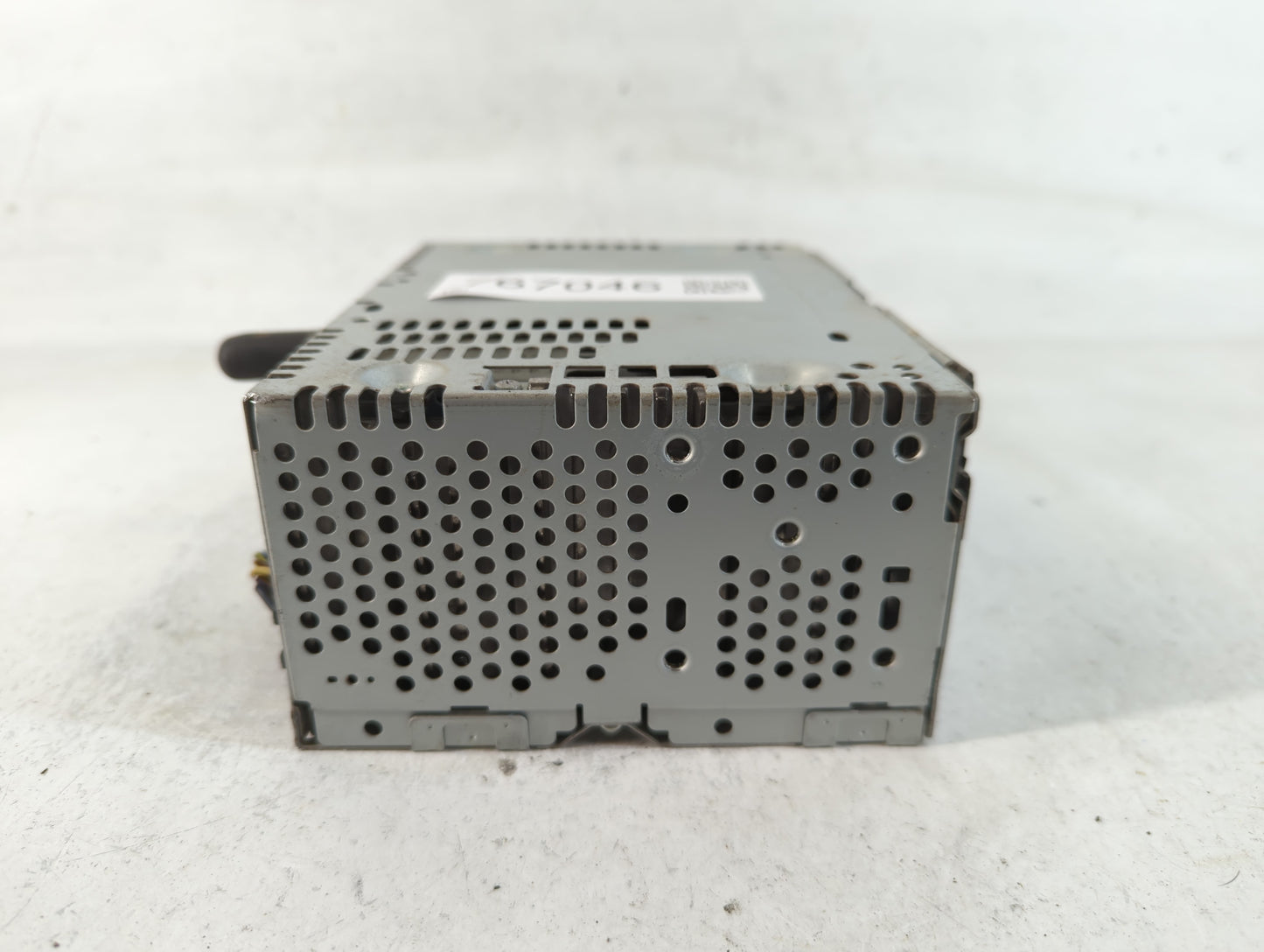 2014-2015 Ford Explorer Am Fm Cd Player Radio Receiver - Oemusedautoparts1.com