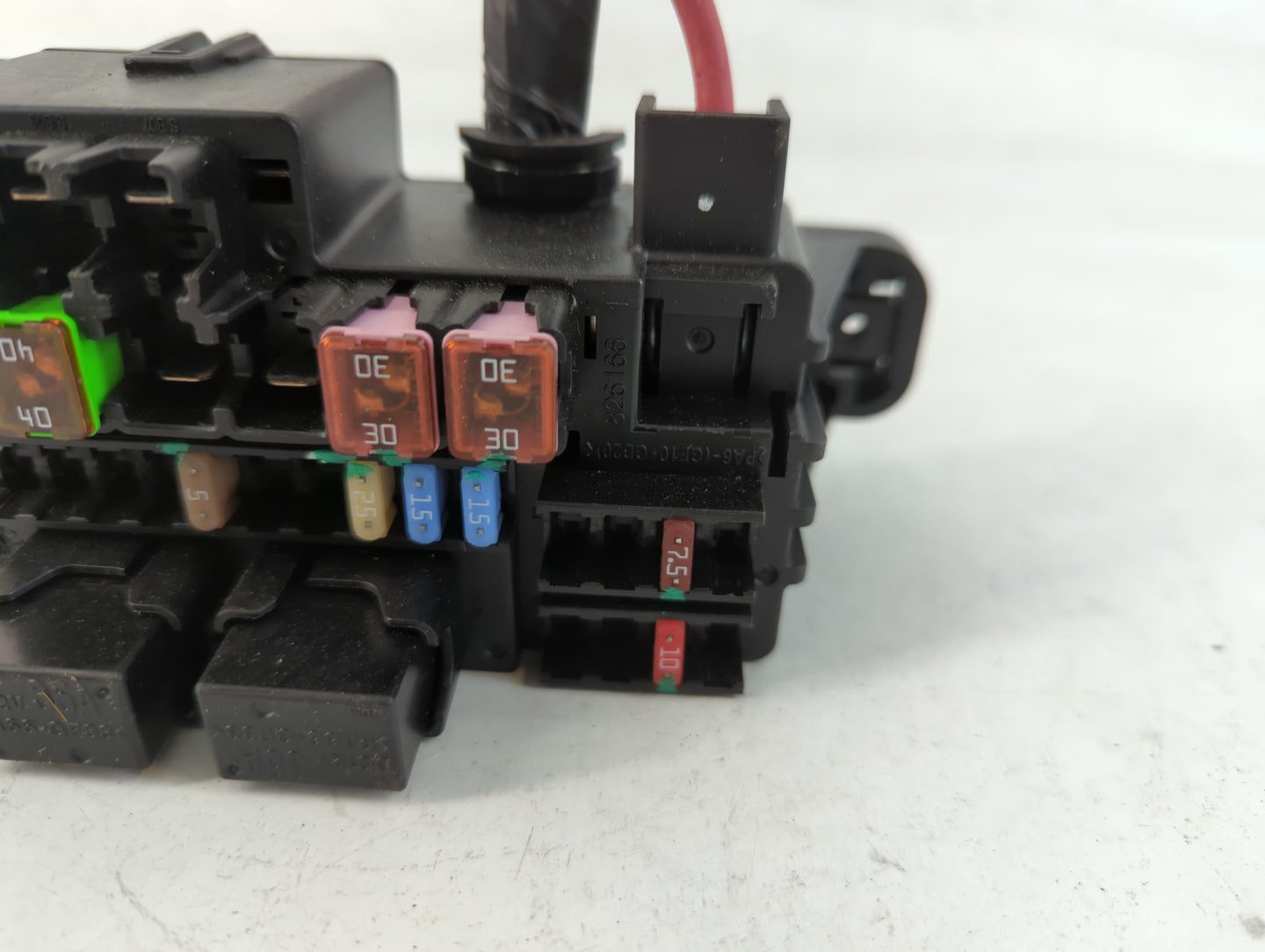 2014-2015 Ford Explorer Fusebox Fuse Box Panel Relay Module Fits Fits 2014 2015 OEM Used Auto Parts - Oemusedautoparts1.com