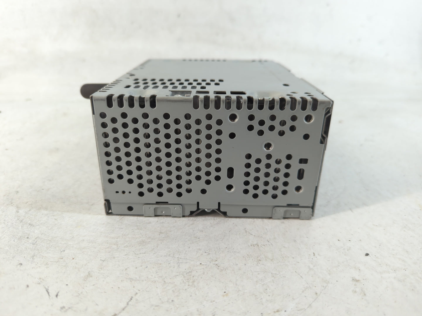 2014-2015 Ford Explorer Radio AM FM Cd Player Receiver Replacement P/N:EB5T-19C107-JA Fits Fits 2014 2015 OEM Used Auto Part