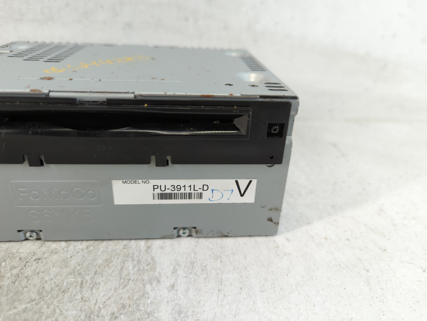 2014-2015 Ford Explorer Radio AM FM Cd Player Receiver Replacement P/N:EB5T-19C107-JA Fits Fits 2014 2015 OEM Used Auto Part
