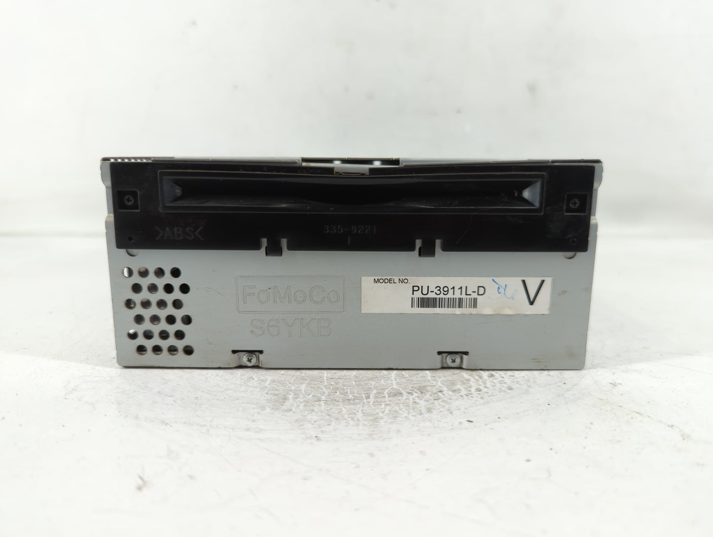 2014-2015 Ford Explorer Radio AM FM Cd Player Receiver Replacement P/N:EB5T-19C107-JA Fits Fits 2014 2015 OEM Used Auto Part