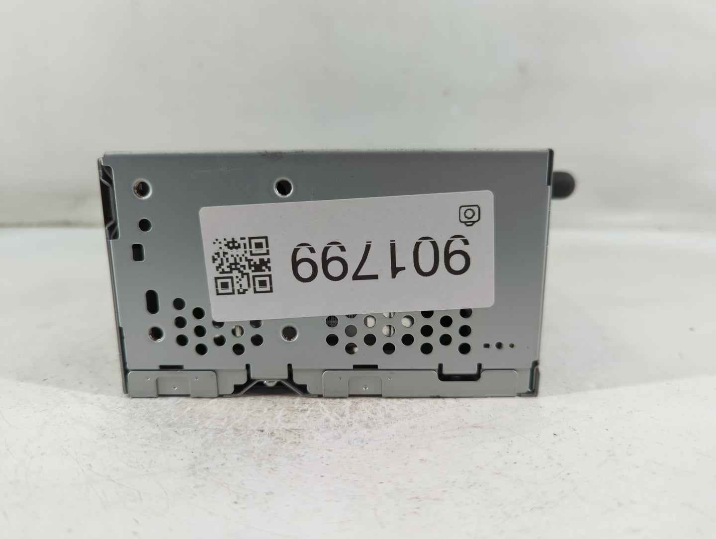 2014-2015 Ford Explorer Radio AM FM Cd Player Receiver Replacement P/N:EB5T-19C107-JA Fits Fits 2014 2015 OEM Used Auto Part