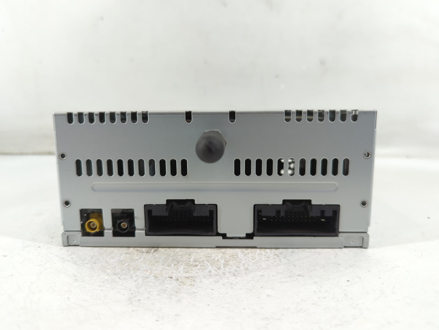 2014-2015 Ford Explorer Radio AM FM Cd Player Receiver Replacement P/N:EB5T-19C107-JA Fits Fits 2014 2015 OEM Used Auto Part