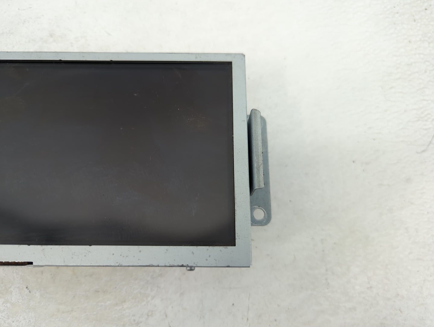 2011-2015 Ford Explorer Information Display Screen - Oemusedautoparts1.com