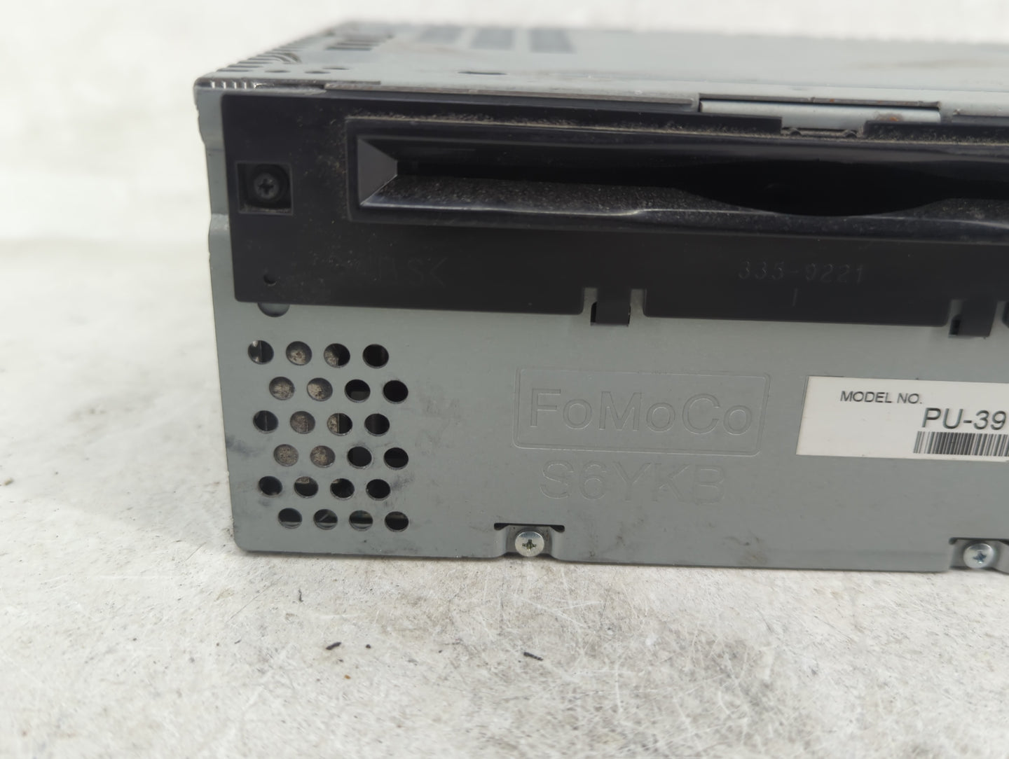 2015 Ford Explorer Radio AM FM Cd Player Receiver Replacement Fits OEM Used Auto Parts - Oemusedautoparts1.com