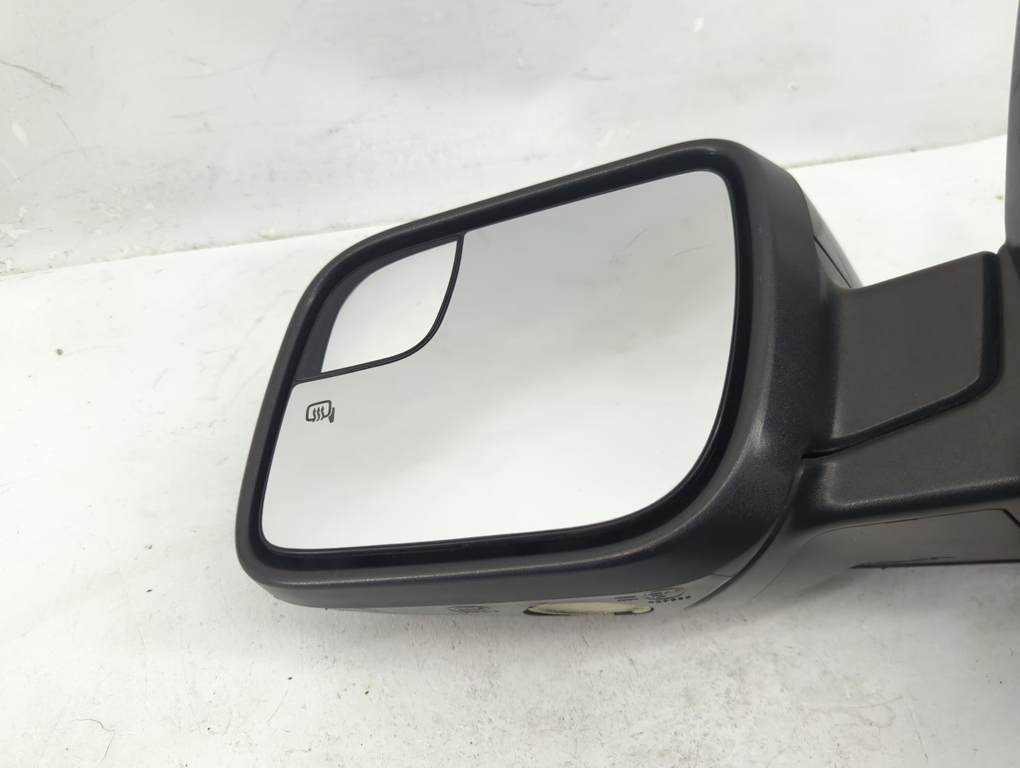 2011-2015 Ford Explorer Driver Side View Mirror - Left Door Mirror OEM Used - Oemusedautoparts1.com