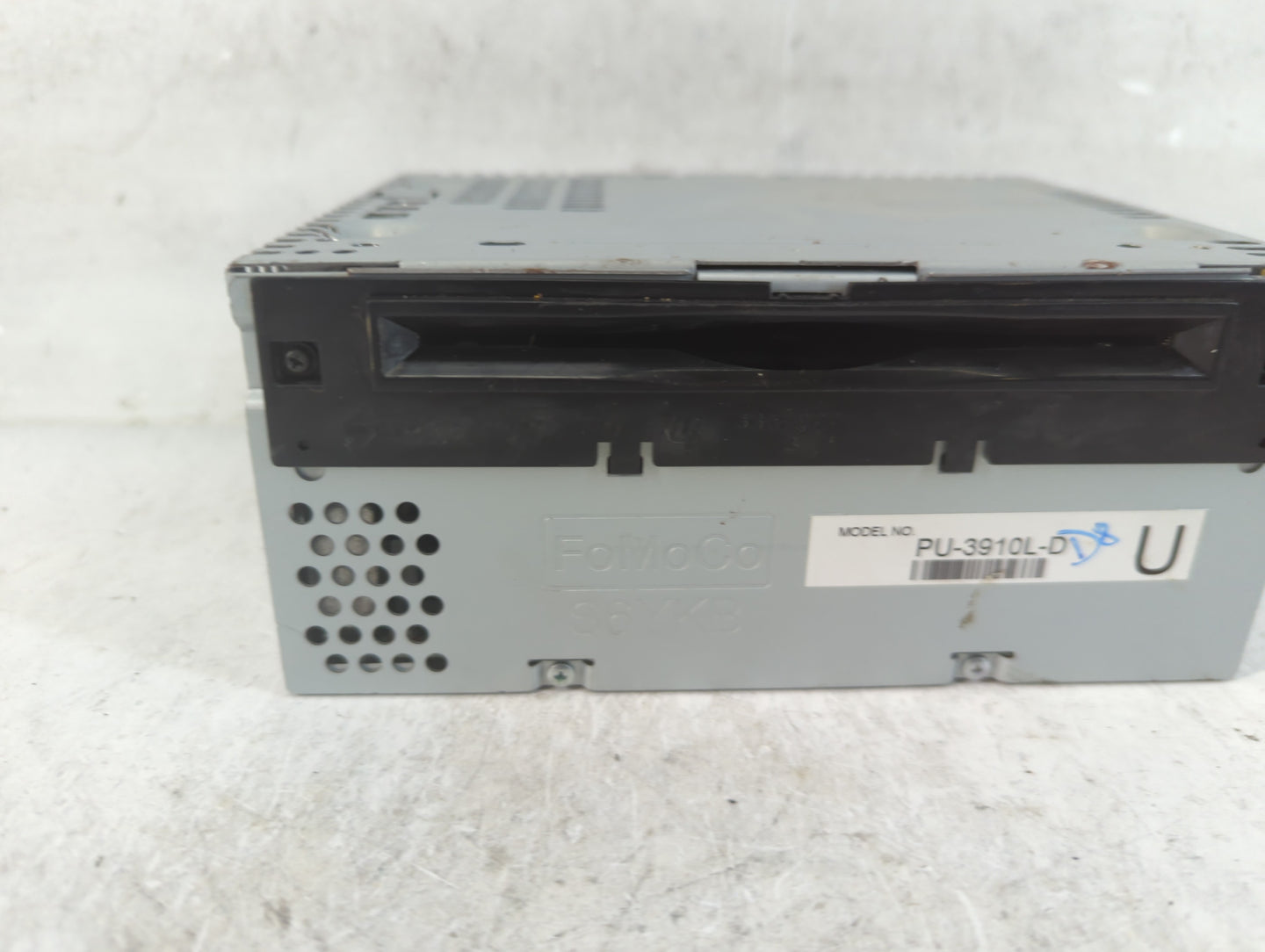 2015 Ford Explorer Radio AM FM Cd Player Receiver Replacement P/N:EB5T-19C107-HB Fits OEM Used Auto Parts - Oemusedautoparts