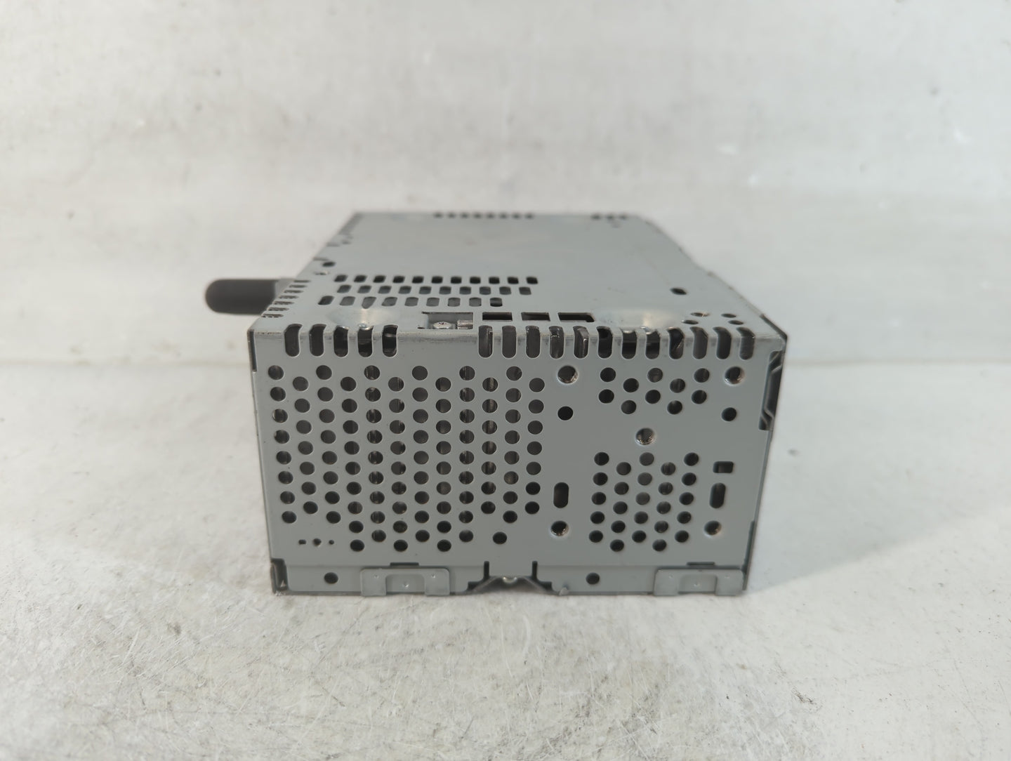 2015 Ford Explorer Radio AM FM Cd Player Receiver Replacement P/N:EB5T-19C107-HB Fits OEM Used Auto Parts - Oemusedautoparts