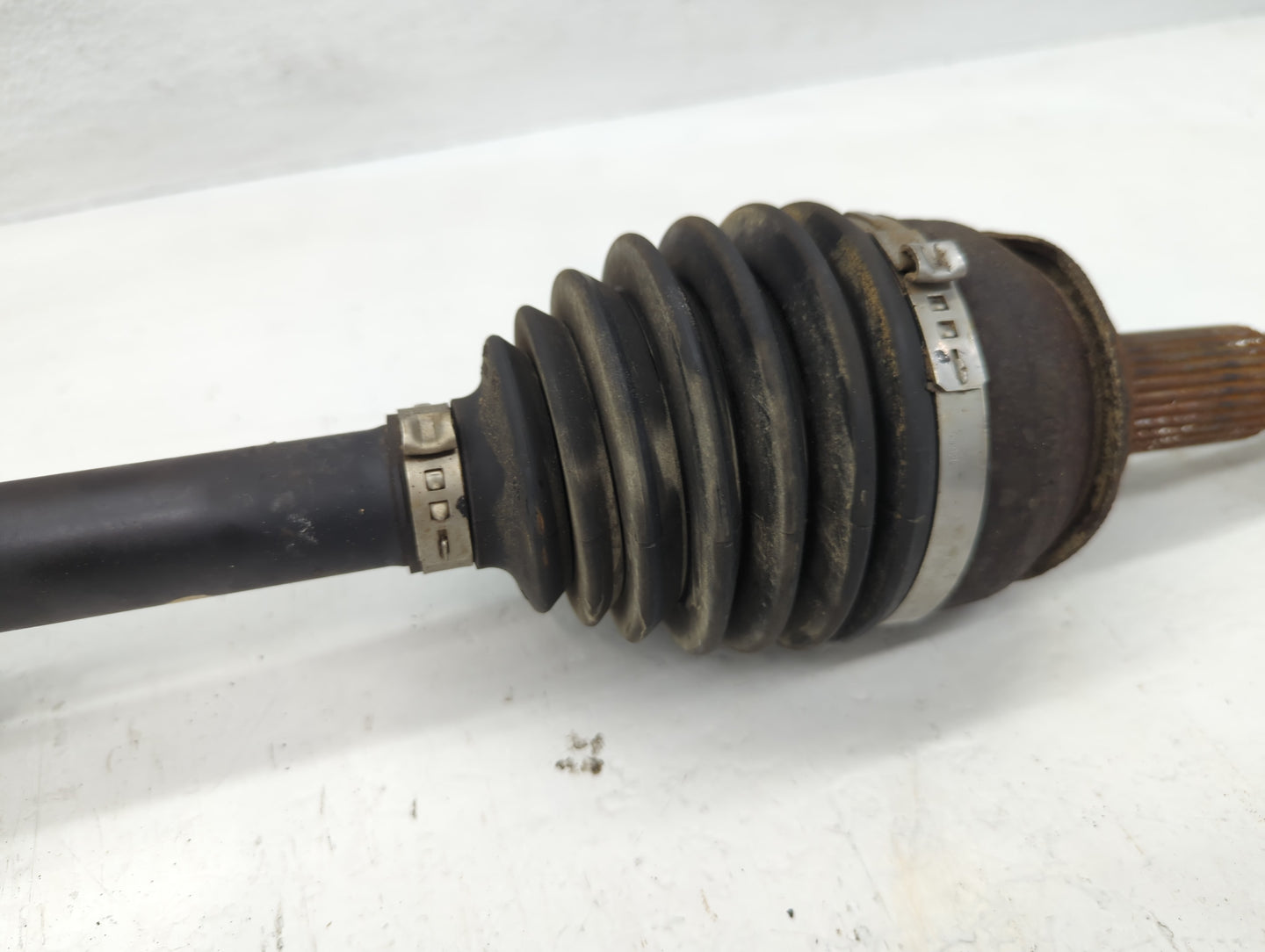 2015-2015 Ford F-150 Axle Shaft Front Driver Cv C/v - Oemusedautoparts1.com