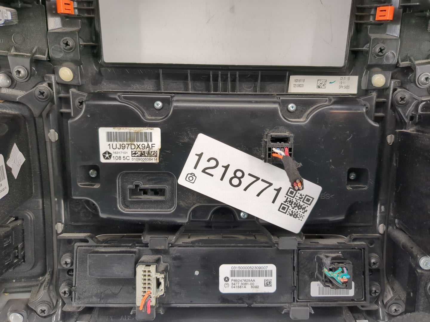 2015 Ford F-150 Climate Control Module Temperature AC/Heater Replacement P/N:P68247625AA 1UJ97DX9AF Fits OEM Used Auto Parts
