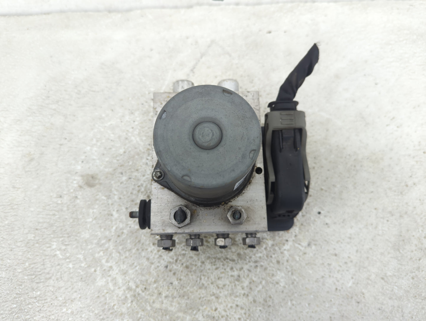 2015-2016 Ford F-150 ABS Pump Control Module Replacement P/N:FL34-2C405-AE Fits Fits 2015 2016 OEM Used Auto Parts - Oemused