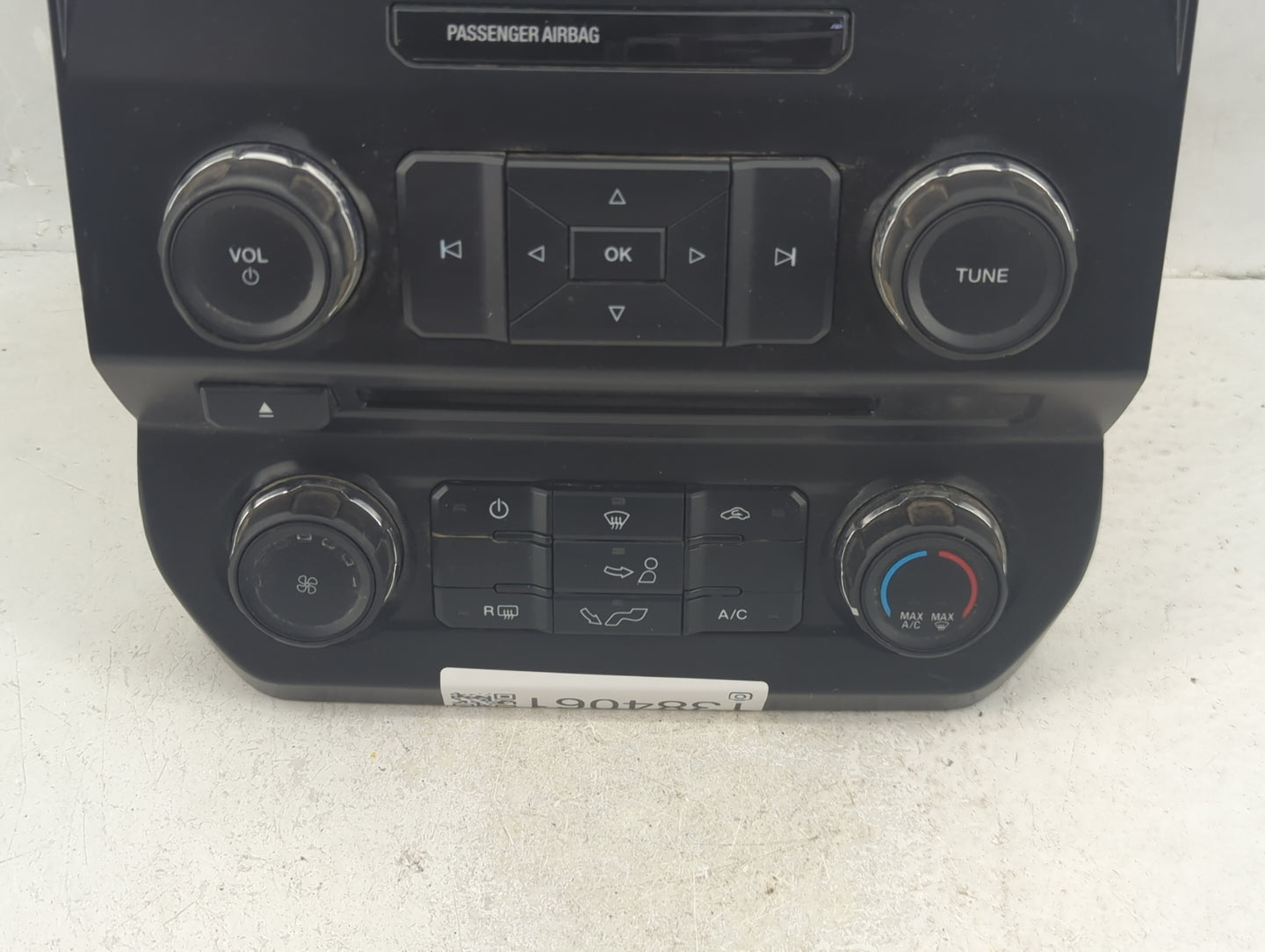 2015 Ford F-150 Radio AM FM Cd Player Receiver Replacement P/N:GL3T-18E243-BUB Fits OEM Used Auto Parts - Oemusedautoparts1.