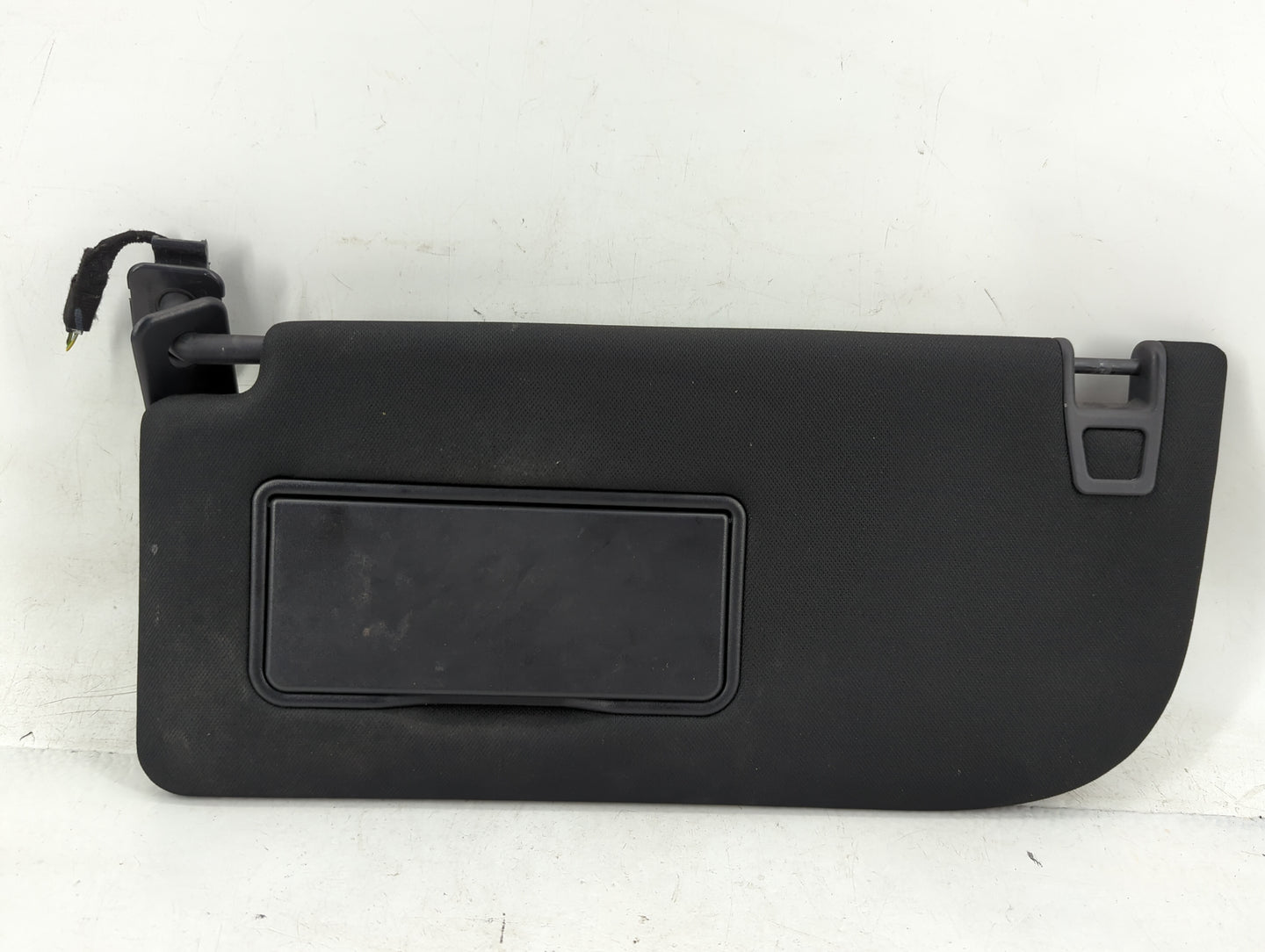 2015-2017 Ford F-150 Sun Visor Shade Replacement Driver Left Mirror Fits Fits 2015 2016 2017 OEM Used Auto Parts - Oemusedau