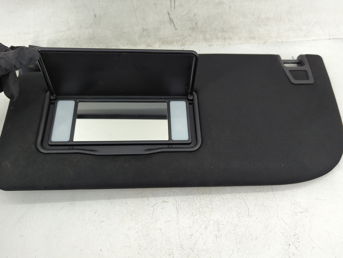 2015-2017 Ford F-150 Sun Visor Shade Replacement Driver Left Mirror Fits Fits 2015 2016 2017 OEM Used Auto Parts - Oemusedau