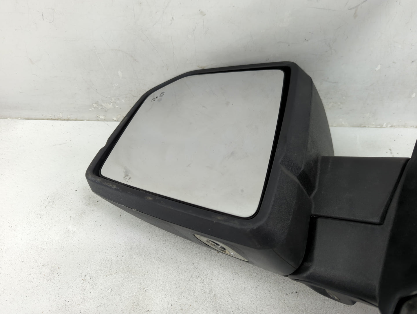 2015-2020 Ford F-150 Driver Side View Mirror - Left Door Mirror OEM Used - Oemusedautoparts1.com