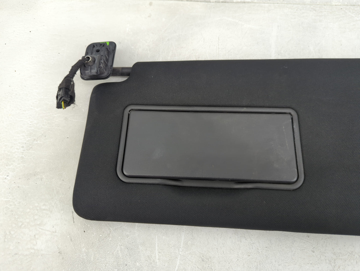 2015-2017 Ford F-150 Sun Visor Shade Replacement Driver Left Mirror Fits Fits 2015 2016 2017 OEM Used Auto Parts - Oemusedau