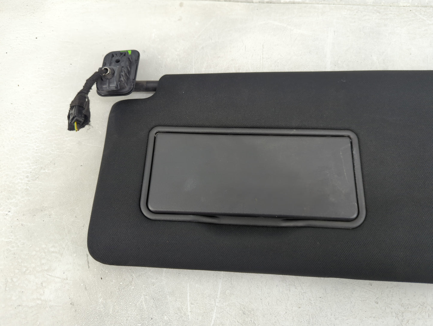 2015-2017 Ford F-150 Sun Visor Shade Replacement Driver Left Mirror Fits Fits 2015 2016 2017 OEM Used Auto Parts - Oemusedau