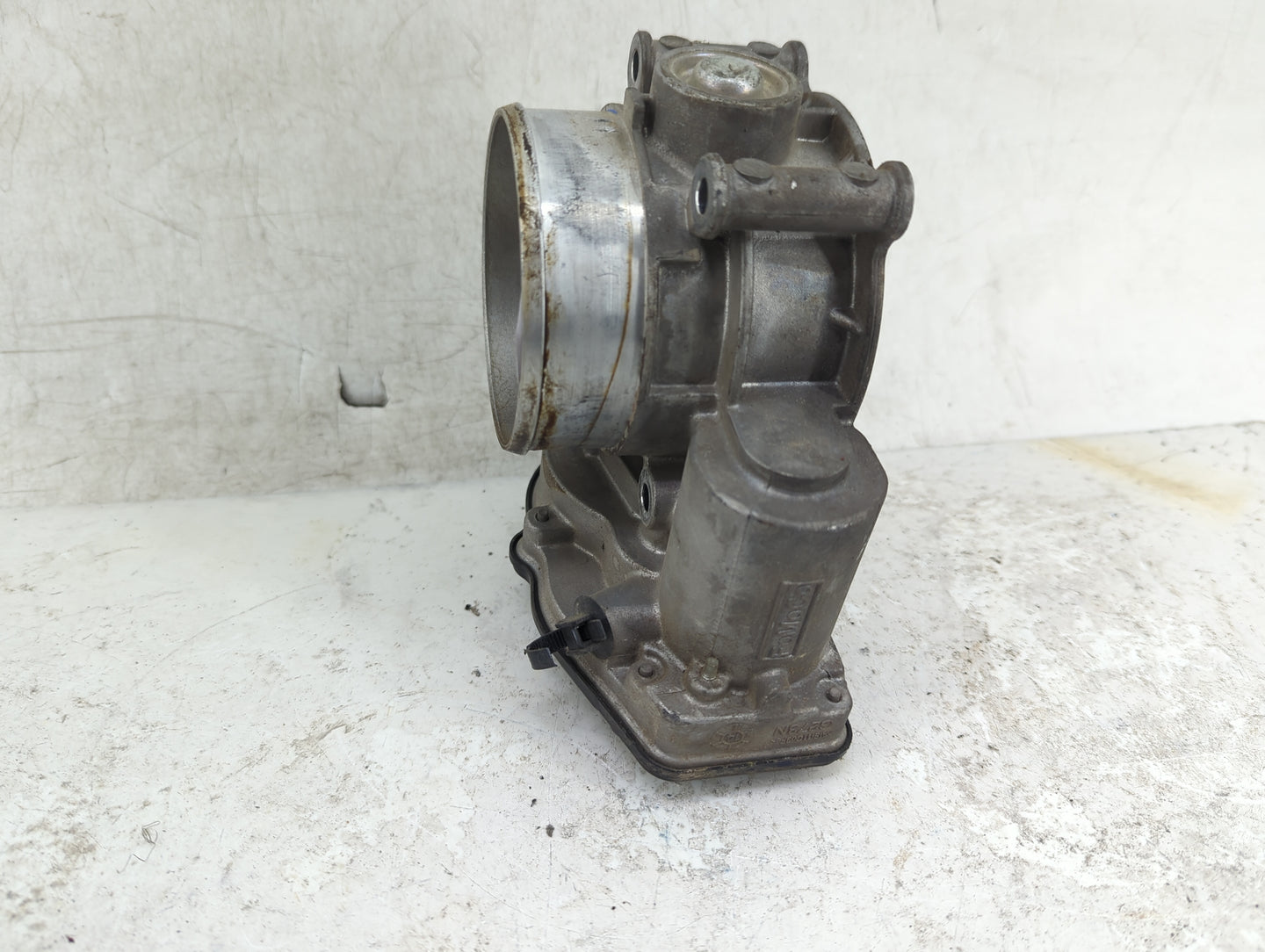 2011-2016 Ford F-150 Throttle Body P/N:BL3E-9F991-AE Fits Fits 2011 2012 2013 2014 2015 2016 2017 2018 2019 OEM Used Auto Pa