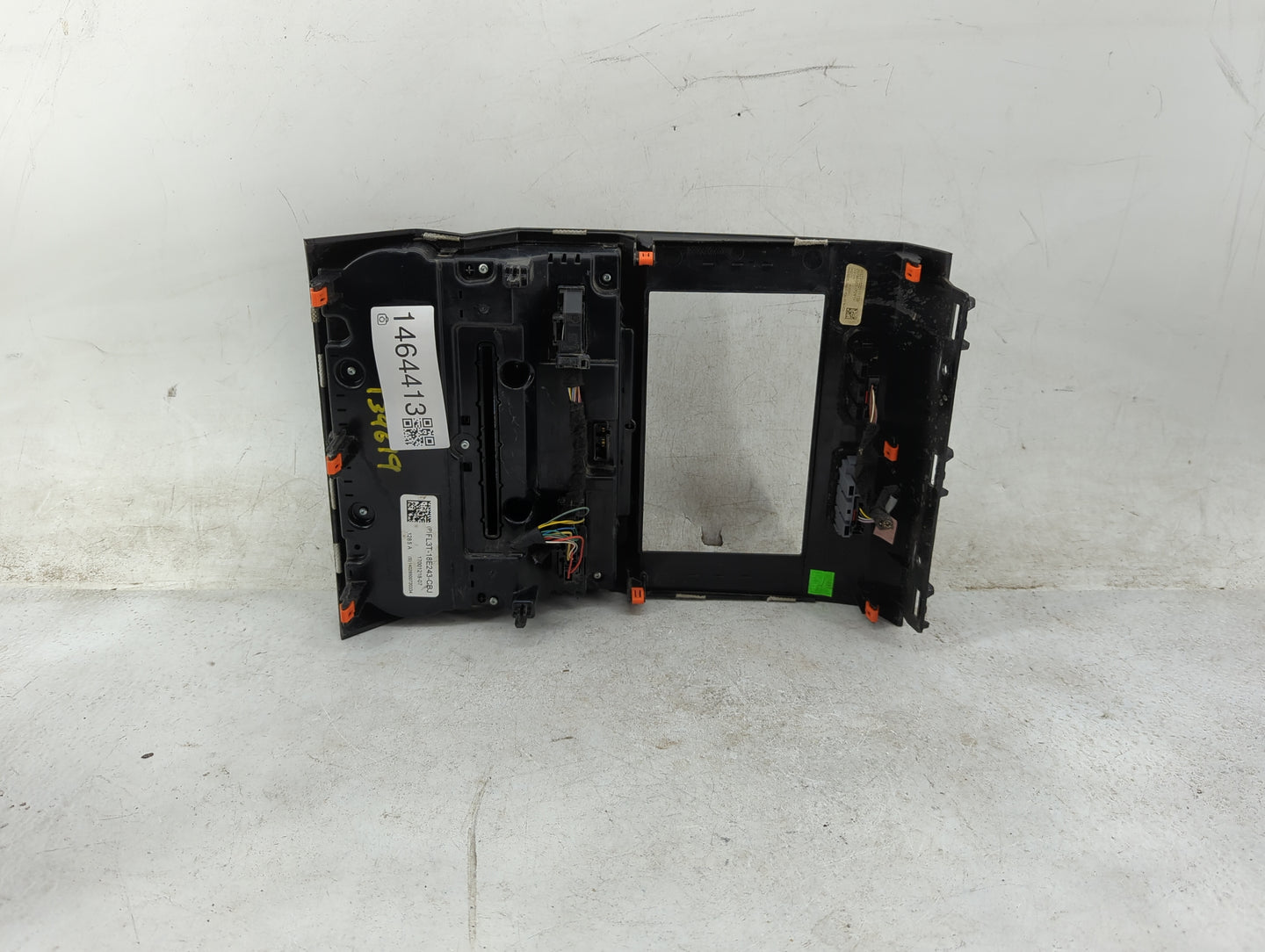 2015 Ford F-150 Radio AM FM Cd Player Receiver Replacement P/N:FL3T-18E243-CBJ FL3T-18E243-AA Fits OEM Used Auto Parts - Oem