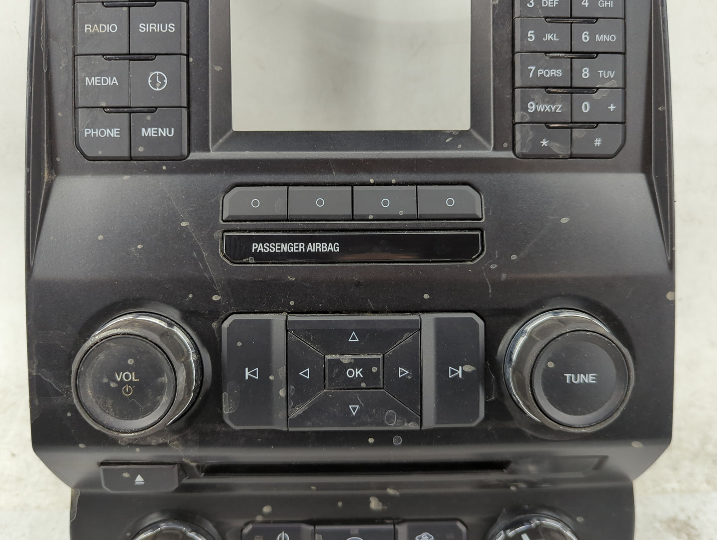 2015-2015 Ford F-150 Radio Control Panel 1464414 - Oemusedautoparts1.com