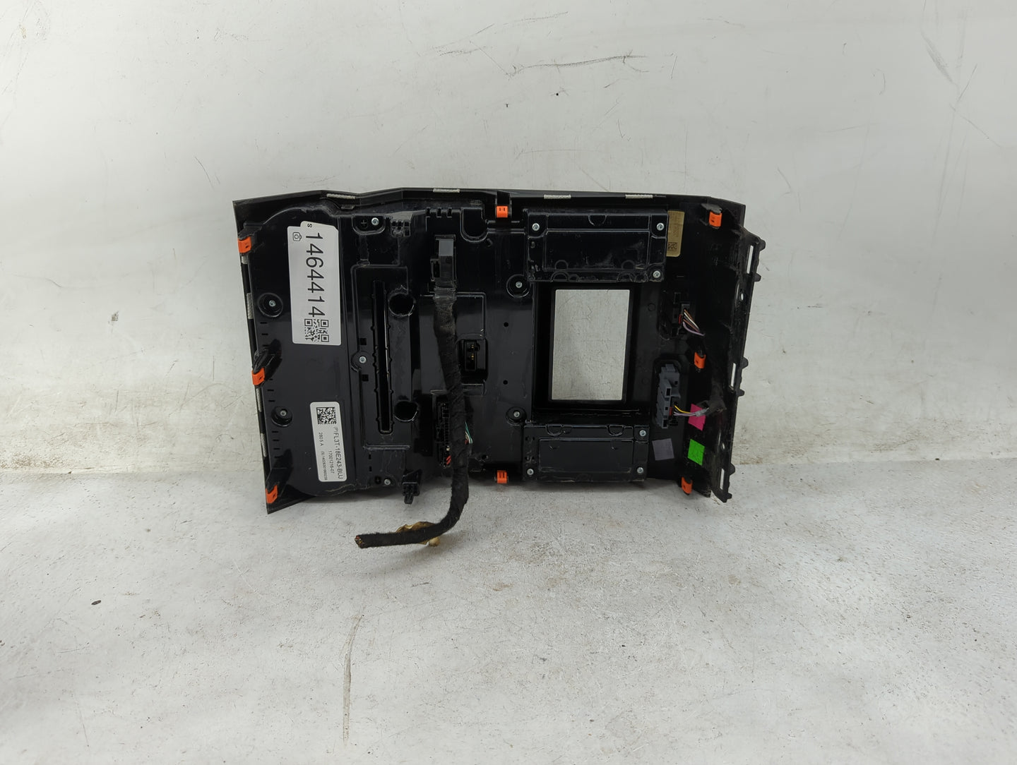 2015-2015 Ford F-150 Radio Control Panel 1464414 - Oemusedautoparts1.com