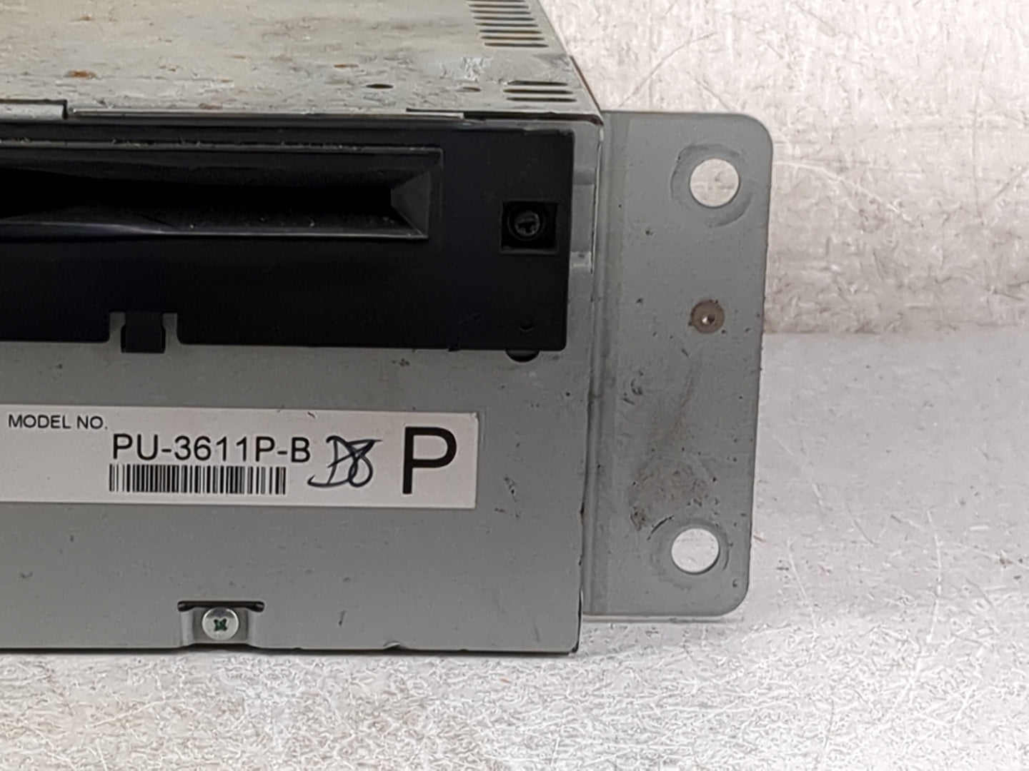 2015-2016 Ford F-150 Radio AM FM Cd Player Receiver Replacement P/N:PU-3611P-B FL3T-19C107-JG Fits Fits 2015 2016 OEM Used A