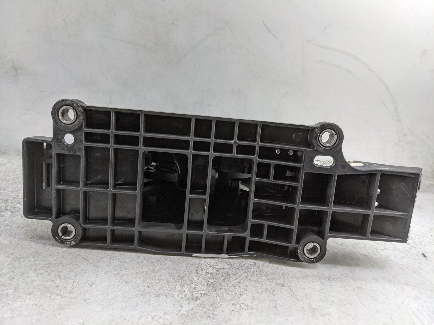 2015 Ford F-150 Floor Console Assembly Shifter Black - Oemusedautoparts1.com