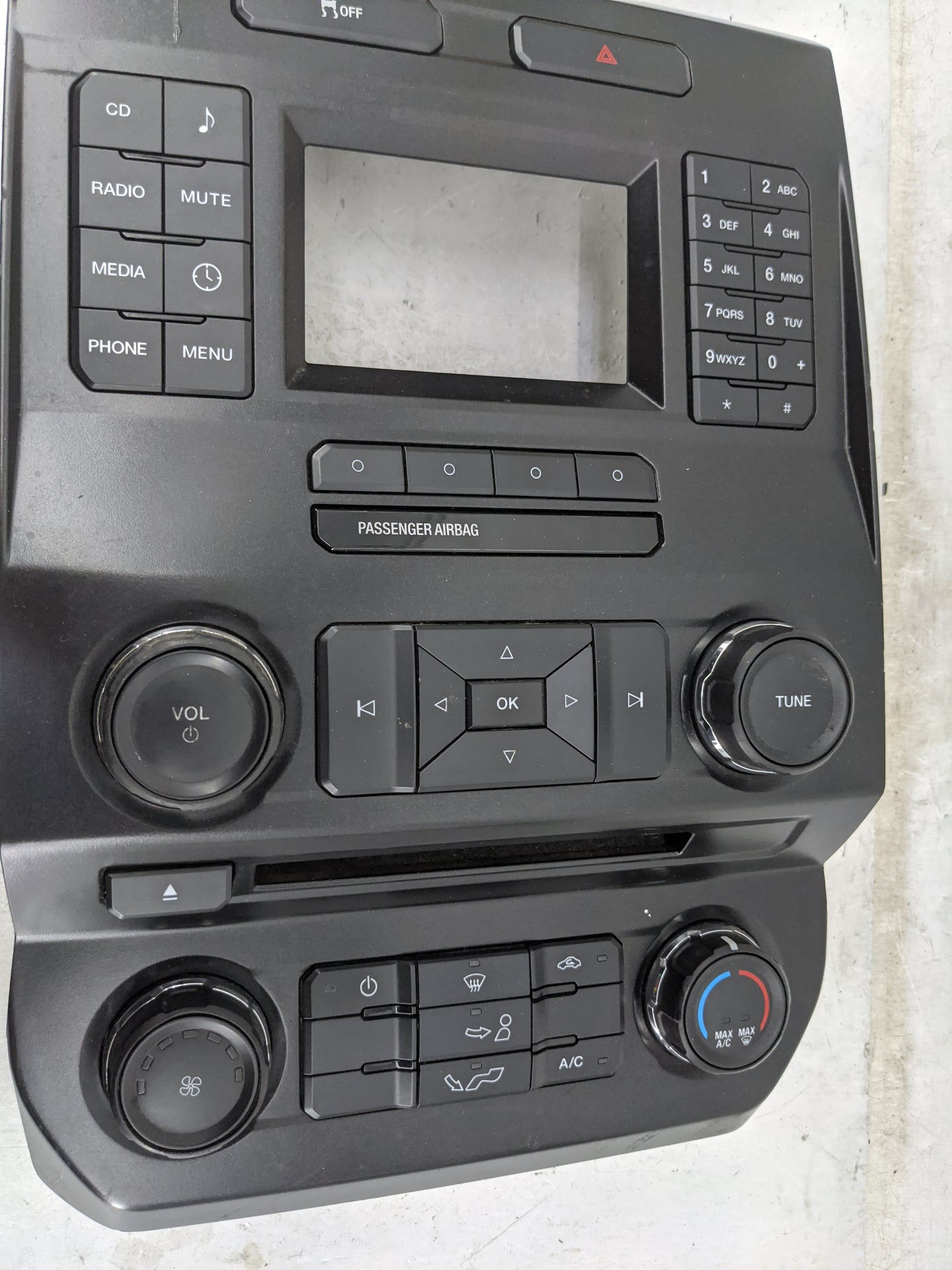 2015-2015 Ford F-150 Radio Control Panel 1483044 - Oemusedautoparts1.com