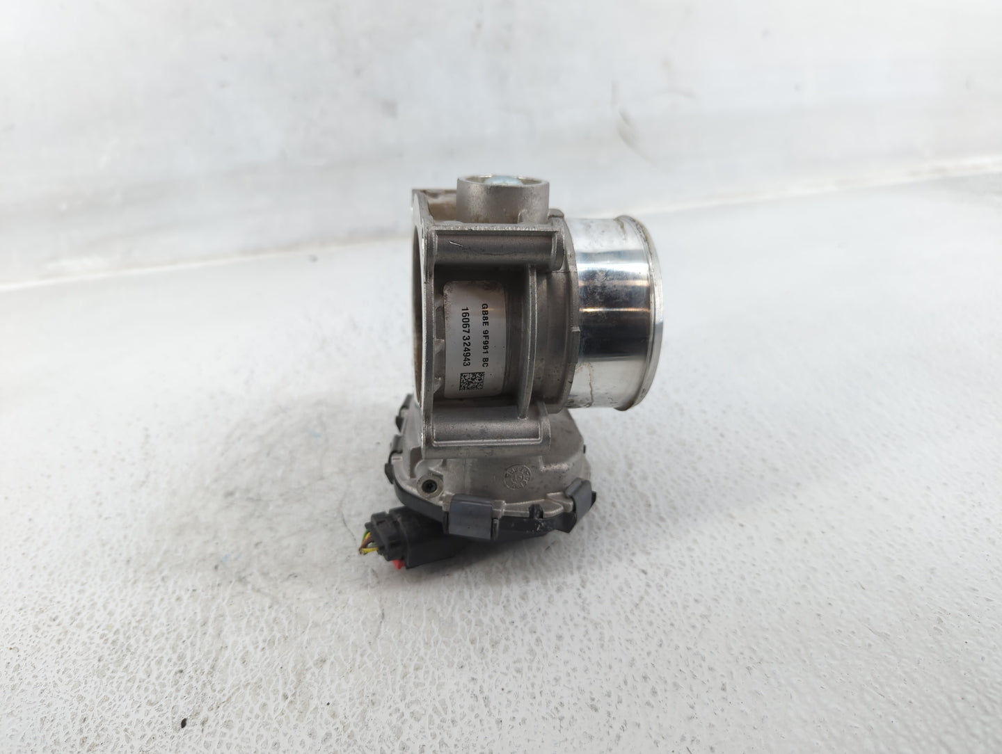 2015-2017 Ford F-150 Throttle Body P/N:GB8E 9F991 BC Fits Fits 2015 2016 2017 2018 2019 2020 OEM Used Auto Parts - Oemusedau