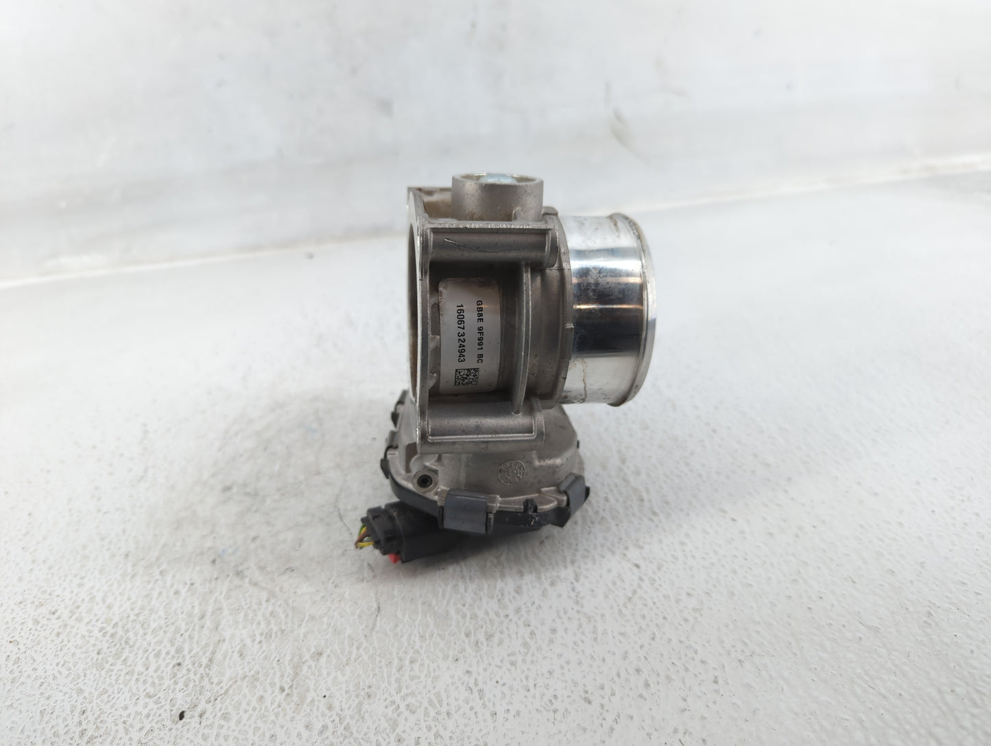 2015-2017 Ford F-150 Throttle Body P/N:GB8E 9F991 BC Fits Fits 2015 2016 2017 2018 2019 2020 OEM Used Auto Parts - Oemusedau