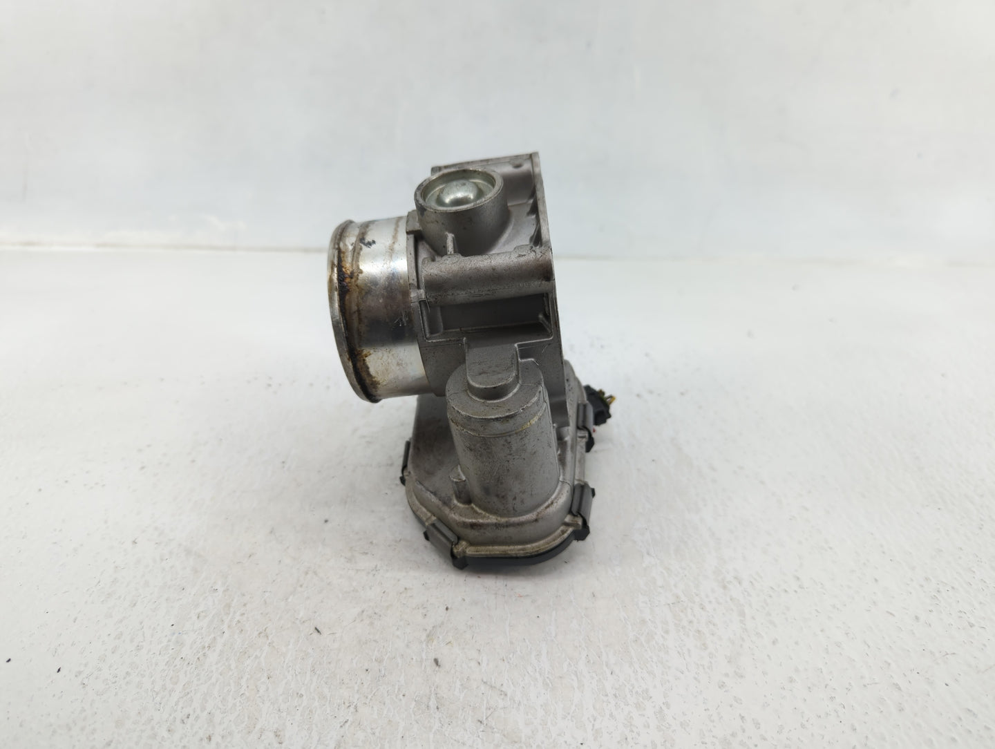 2015-2017 Ford F-150 Throttle Body P/N:GB8E 9F991 BC Fits Fits 2015 2016 2017 2018 2019 2020 OEM Used Auto Parts - Oemusedau