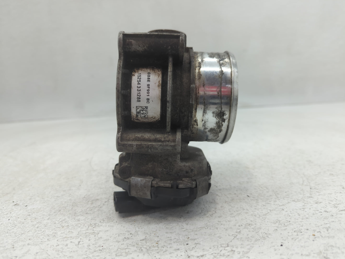 2015-2017 Ford F-150 Throttle Body P/N:GB8E 9F991 BC Fits Fits 2015 2016 2017 2018 2019 2020 OEM Used Auto Parts - Oemusedau