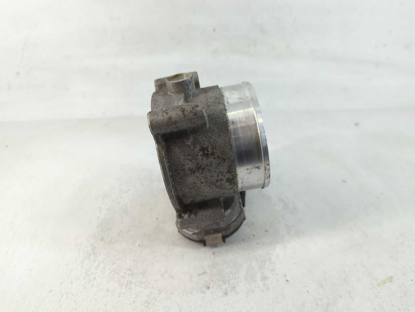 2015-2017 Ford F-150 Throttle Body P/N:FR3E-9F991-AA Fits Fits 2015 2016 2017 2018 2019 OEM Used Auto Parts - Oemusedautopar