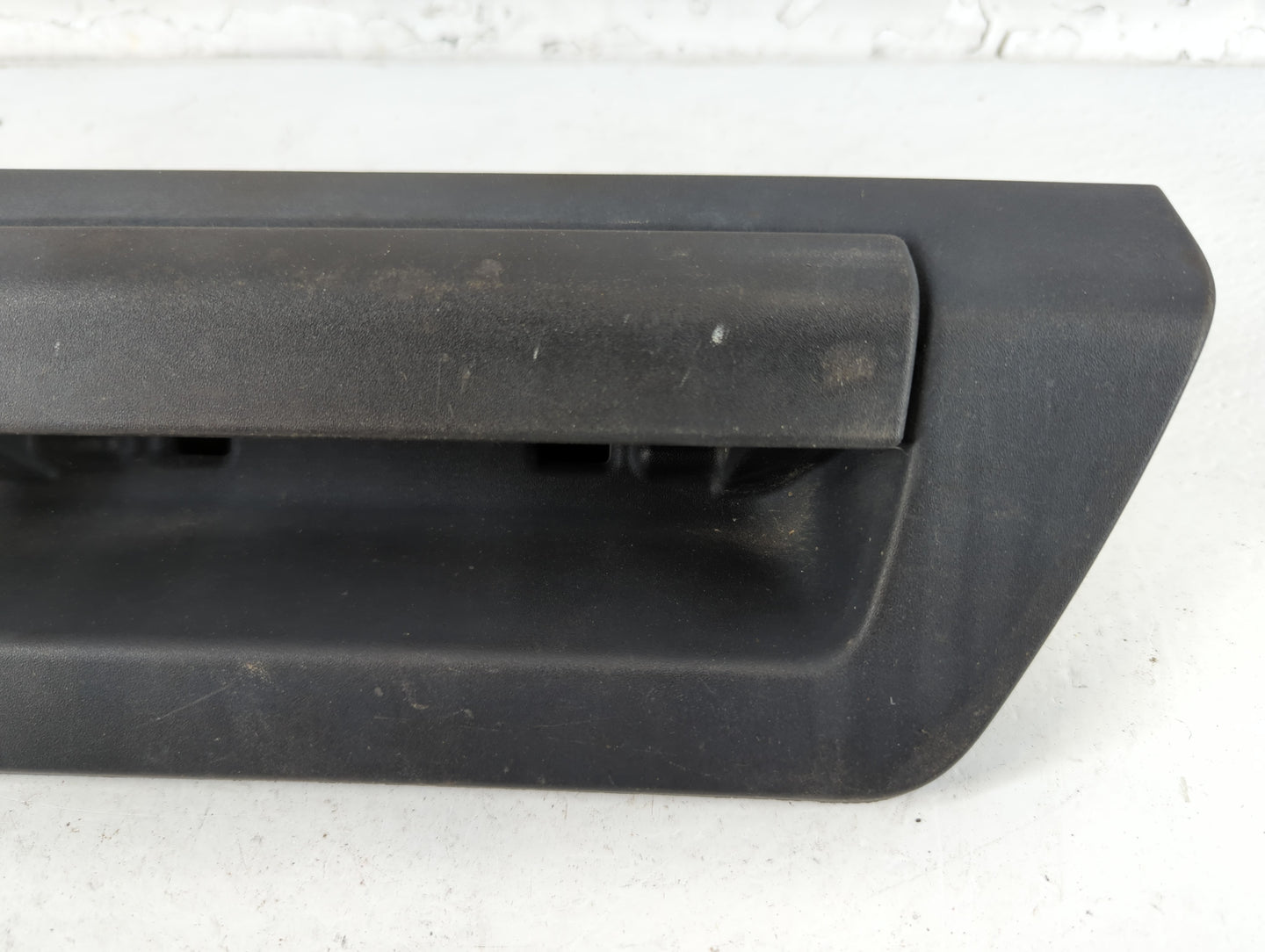 Ford F-150 Driver Rear Door Window Oem Black - Oemusedautoparts1.com