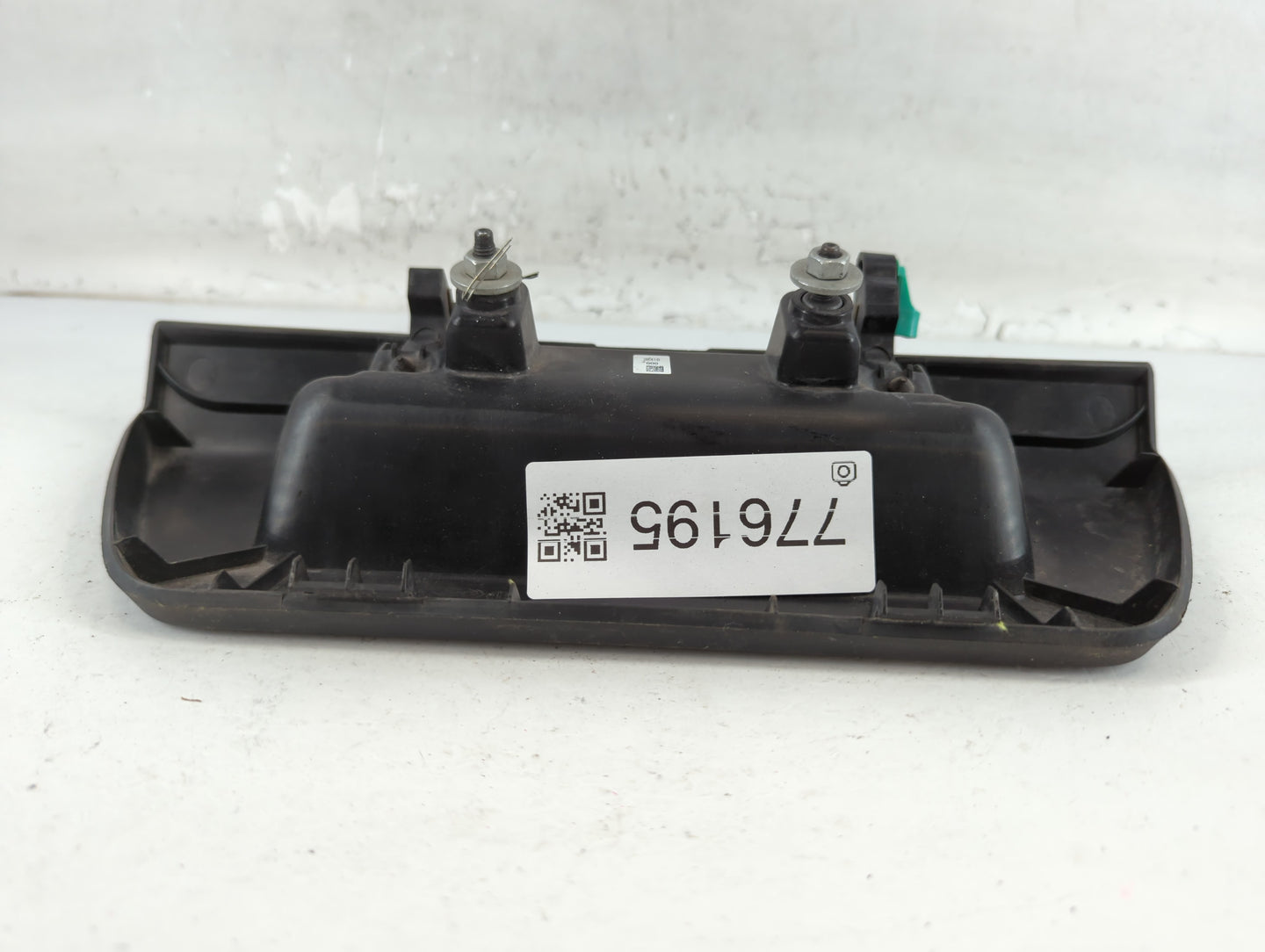 Ford F-150 Driver Rear Door Window Oem Black - Oemusedautoparts1.com