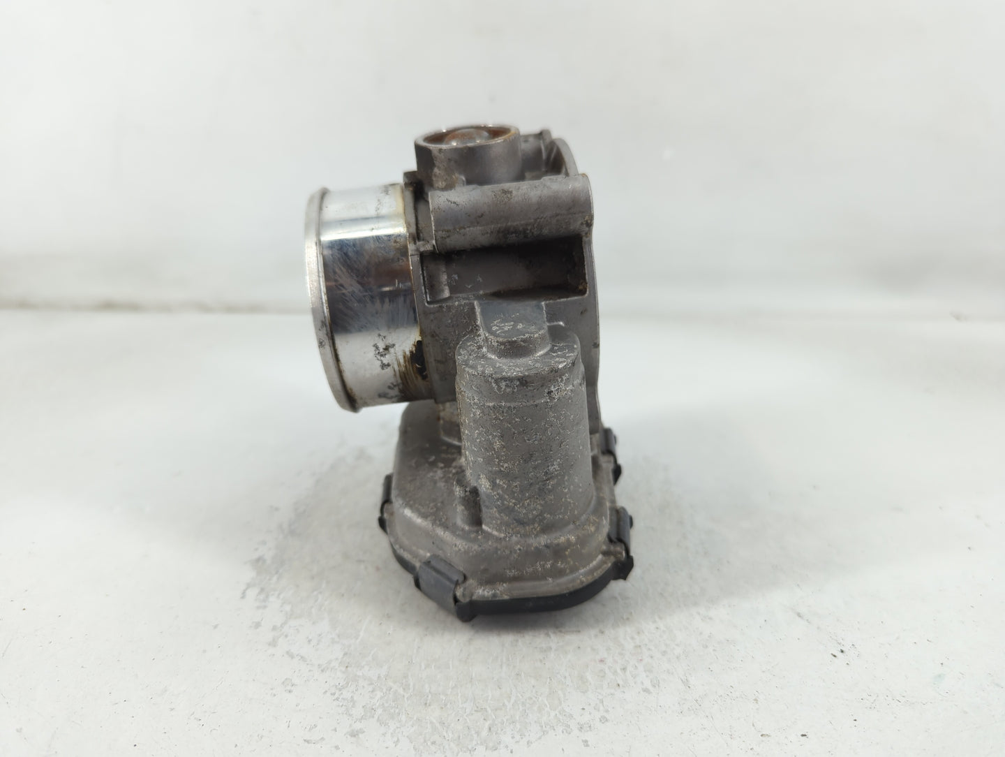 2015-2017 Ford F-150 Throttle Body P/N:K1507A-0592 CA527701253 Fits Fits 2015 2016 2017 2018 2019 2020 OEM Used Auto Parts -