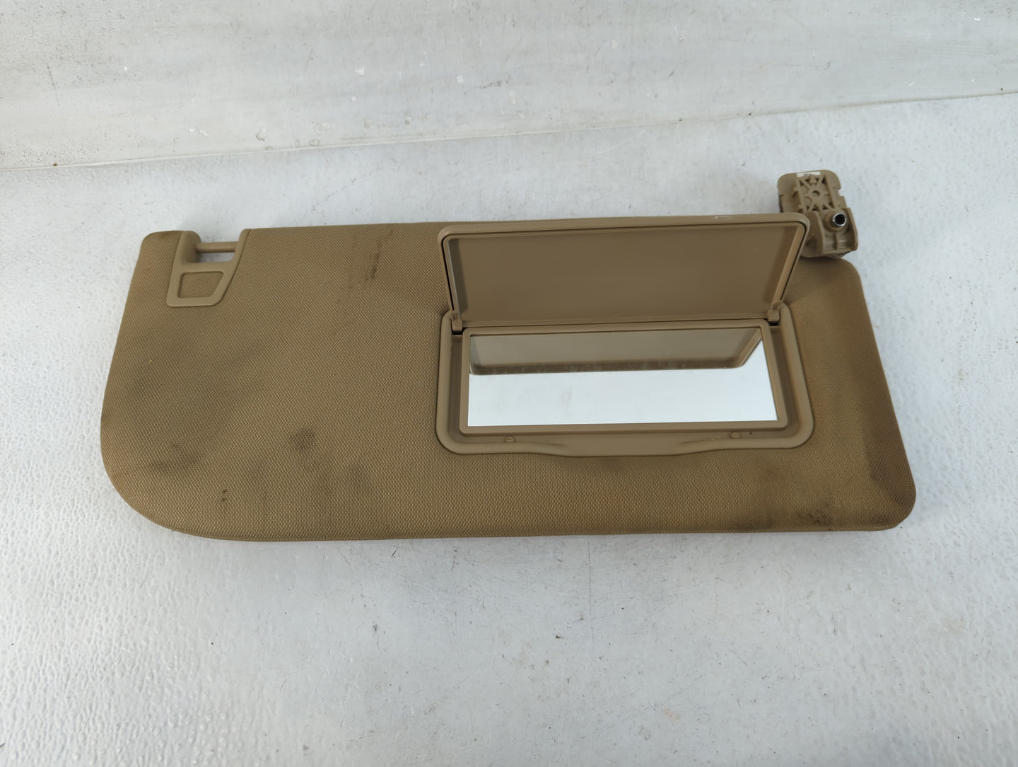 2015-2017 Ford F-150 Sun Visor Shade Replacement Passenger Right Mirror Fits Fits 2015 2016 2017 OEM Used Auto Parts - Oemus