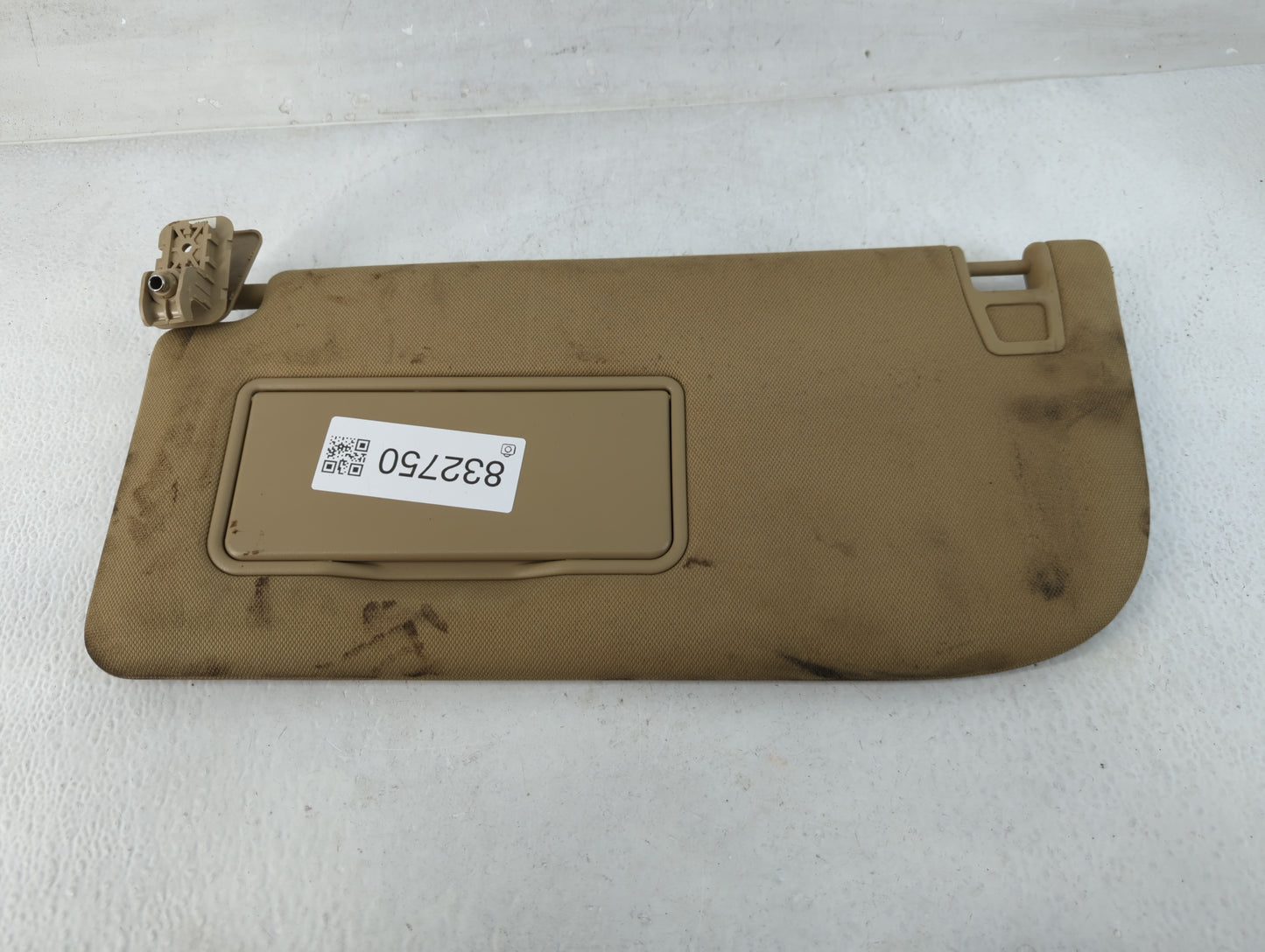 2015-2017 Ford F-150 Sun Visor Shade Replacement Driver Left Mirror Fits Fits 2015 2016 2017 OEM Used Auto Parts - Oemusedau