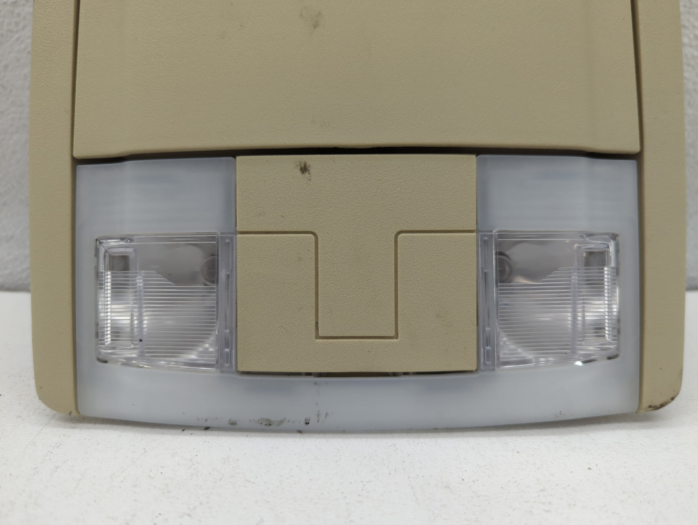 2015 Ford F-250 Overhead Roof Console - Oemusedautoparts1.com