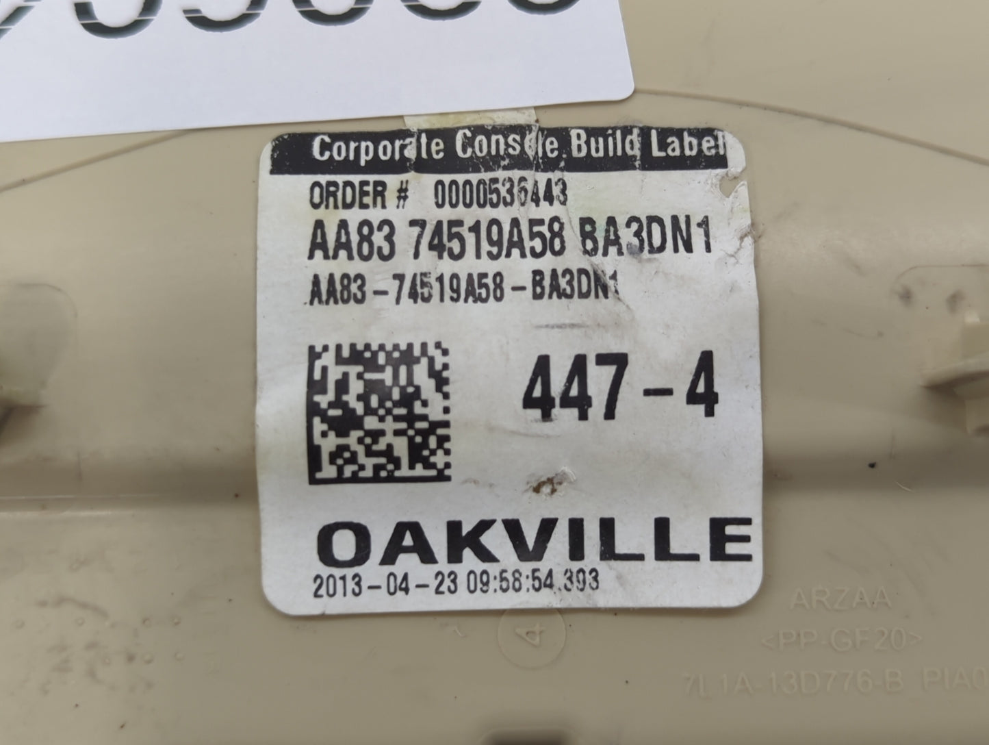 2015 Ford F-250 Overhead Roof Console - Oemusedautoparts1.com