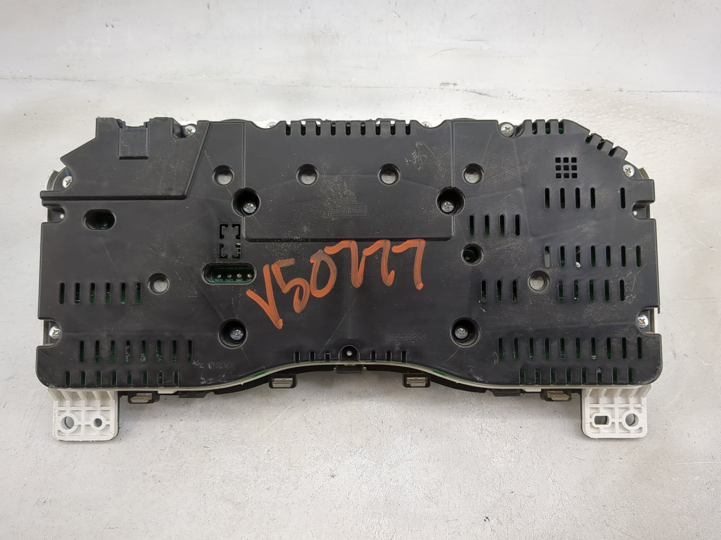 2015 Ford F-250 Super Duty Instrument Cluster Speedometer Gauges P/N:FC3T-10849-PC MX157560-8492 Miles: Fits OEM Used Auto P