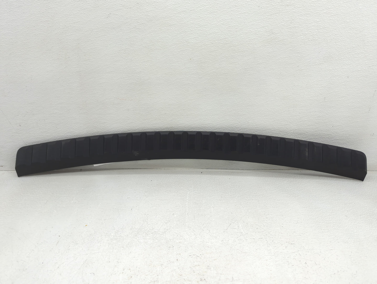 2011-2016 Ford F-250 Super Duty Front Bumper - Oem - Oemusedautoparts1.com
