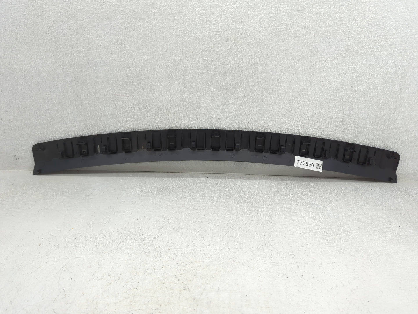 2011-2016 Ford F-250 Super Duty Front Bumper - Oem - Oemusedautoparts1.com