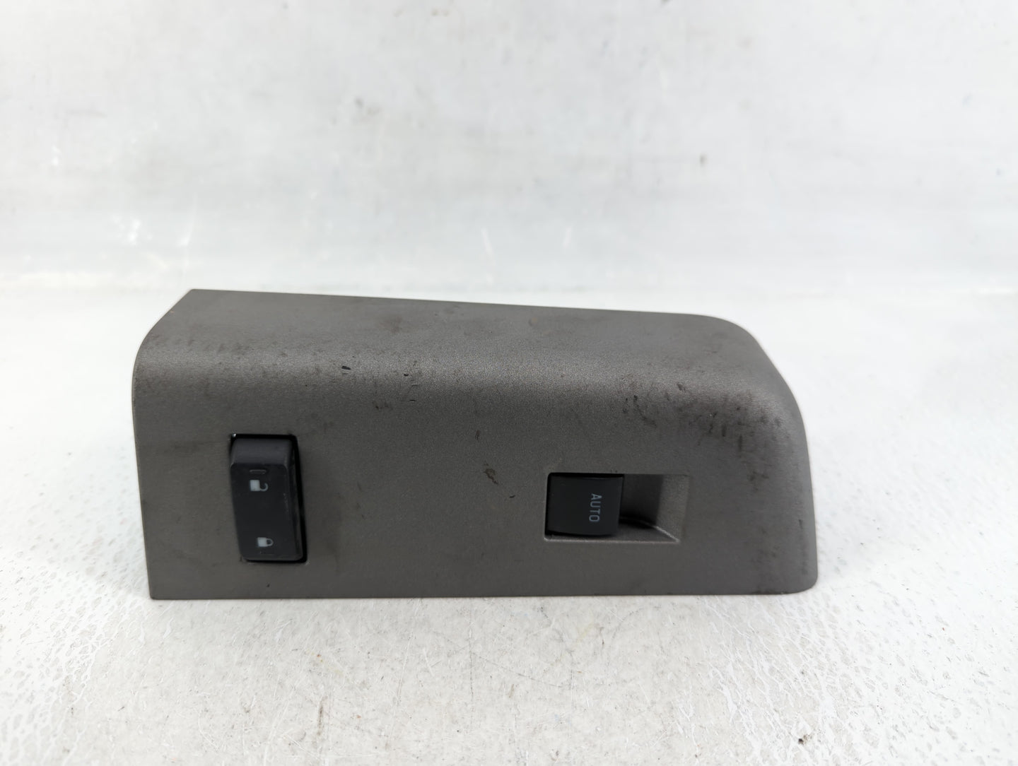 2015 Ford F-350 Super Duty Passenger Right Power Window Switch - Oemusedautoparts1.com