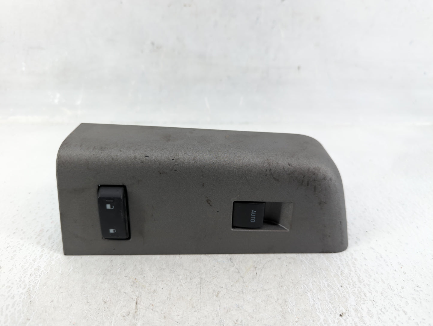 2015 Ford F-350 Super Duty Passenger Right Power Window Switch - Oemusedautoparts1.com
