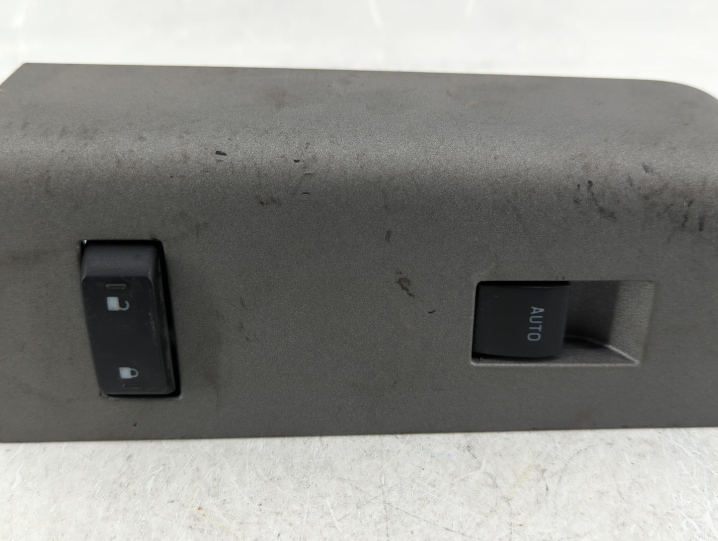 2015 Ford F-350 Super Duty Passenger Right Power Window Switch - Oemusedautoparts1.com