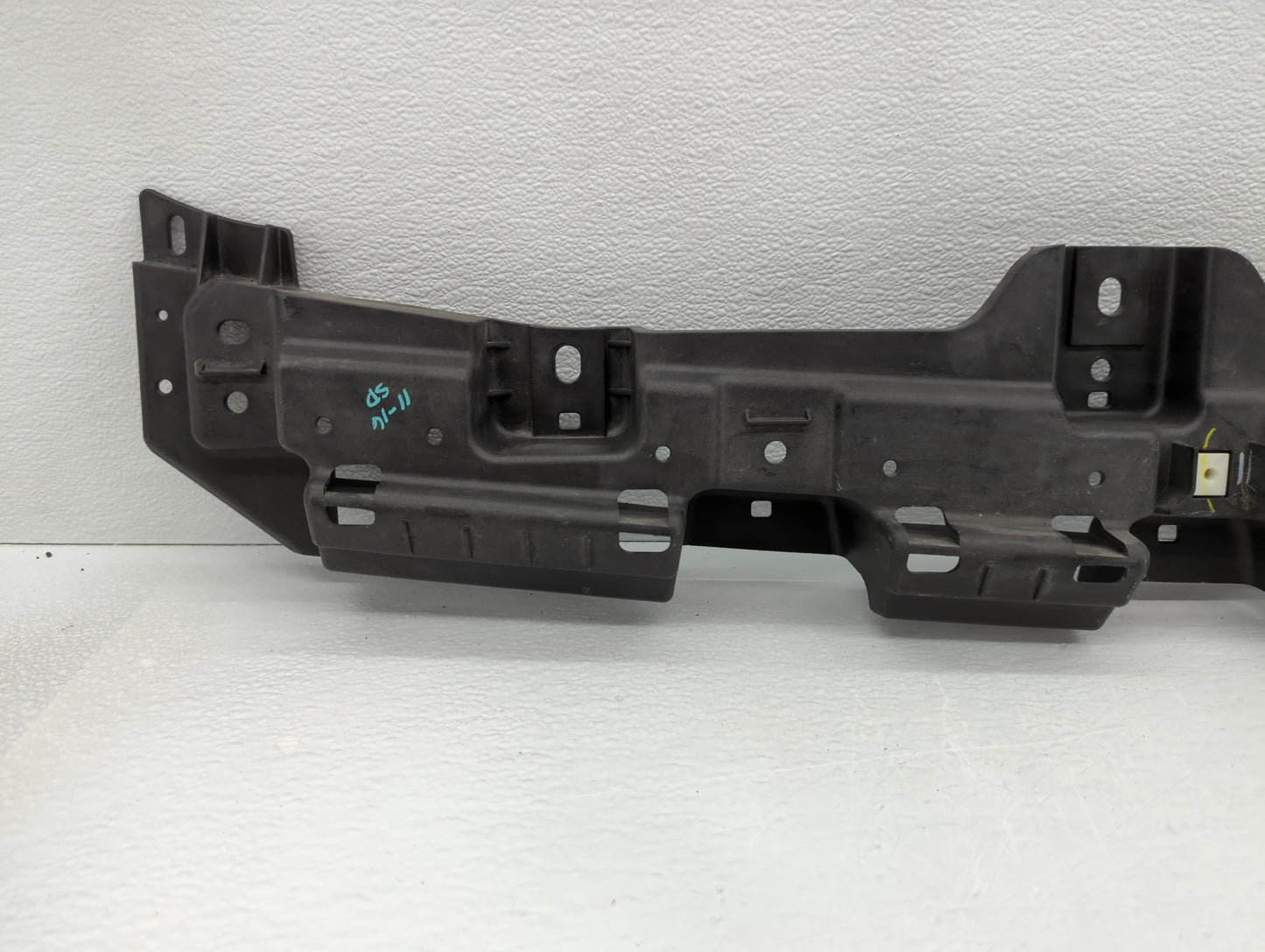 2011-2016 Ford F-350 Super Duty Front Bumper Grille Cover - Oemusedautoparts1.com
