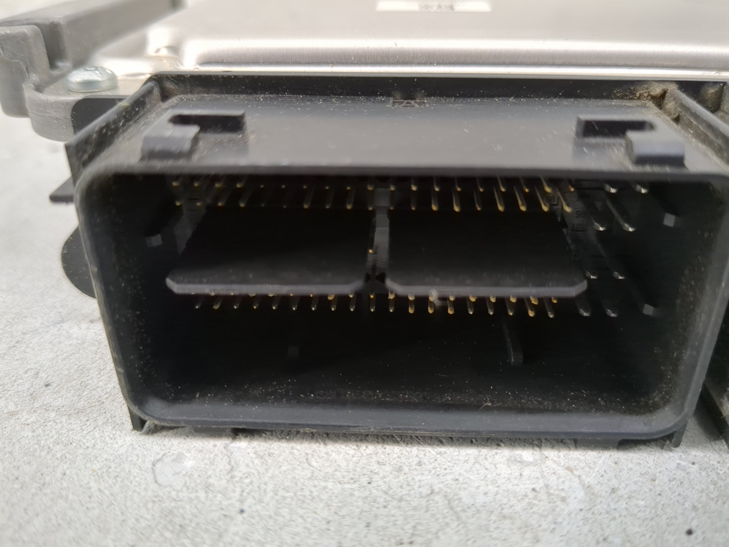 2015 Ford F150 PCM Engine Control Computer ECU ECM PCU OEM P/N:FL3A-12A650-APA GD9A-12B684-AA Fits Fits 2016 2017 2018 2019 