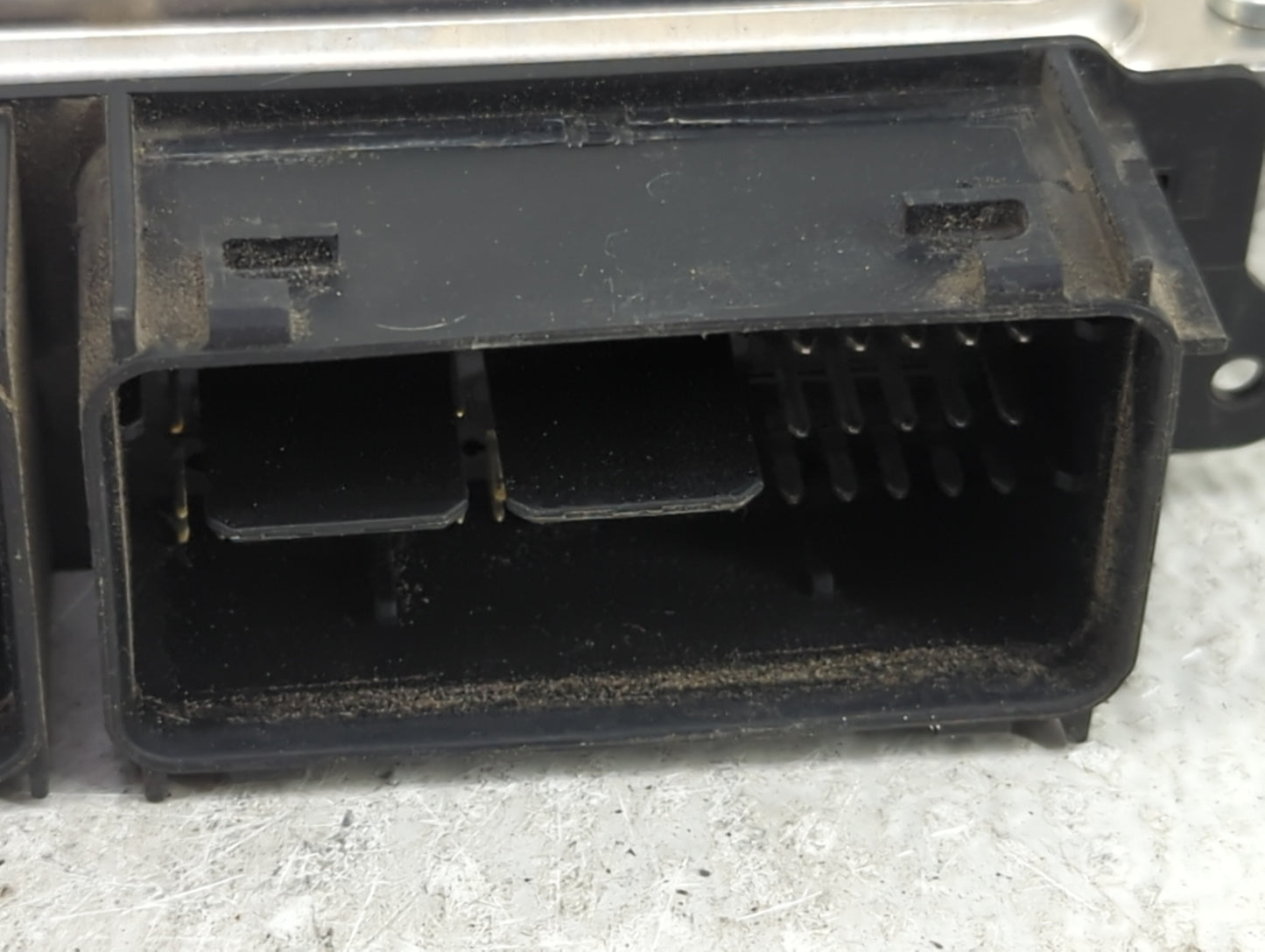 2015 Ford F150 PCM Engine Control Computer ECU ECM PCU OEM P/N:FL3A-12A650-APA GD9A-12B684-AA Fits Fits 2016 2017 2018 2019 
